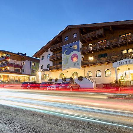 Happyellow Boutique House Saalbach-Hinterglemm Esterno foto