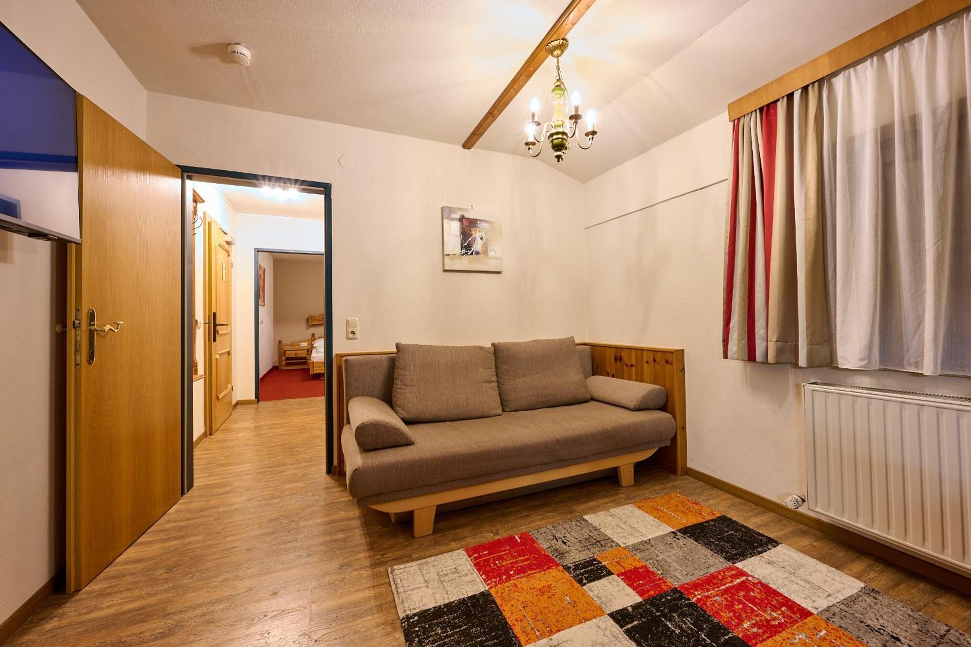 Boutique House Happyellow Saalbach-Hinterglemm Esterno foto
